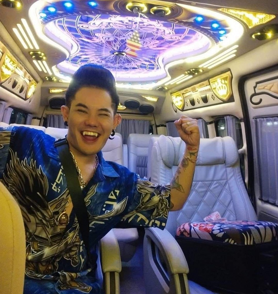 เช่ารถตู้ภูเก็ต เช่ารถตู้พังงา เช่ารถตู้เขาหลัก เช่า Alphardภูเก็ต